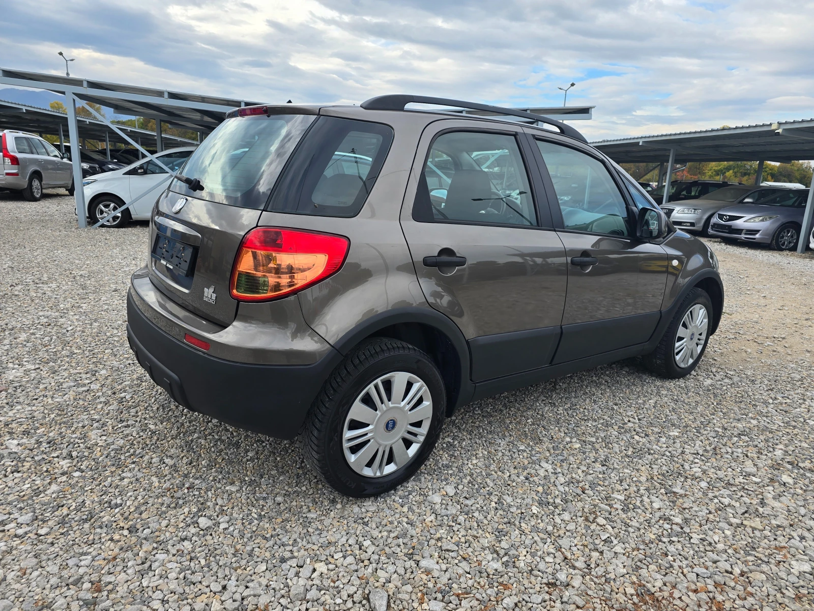 Fiat Sedici 1.6БЕНЗИН 120кс. 4X4 КЛИМАТИК - изображение 5