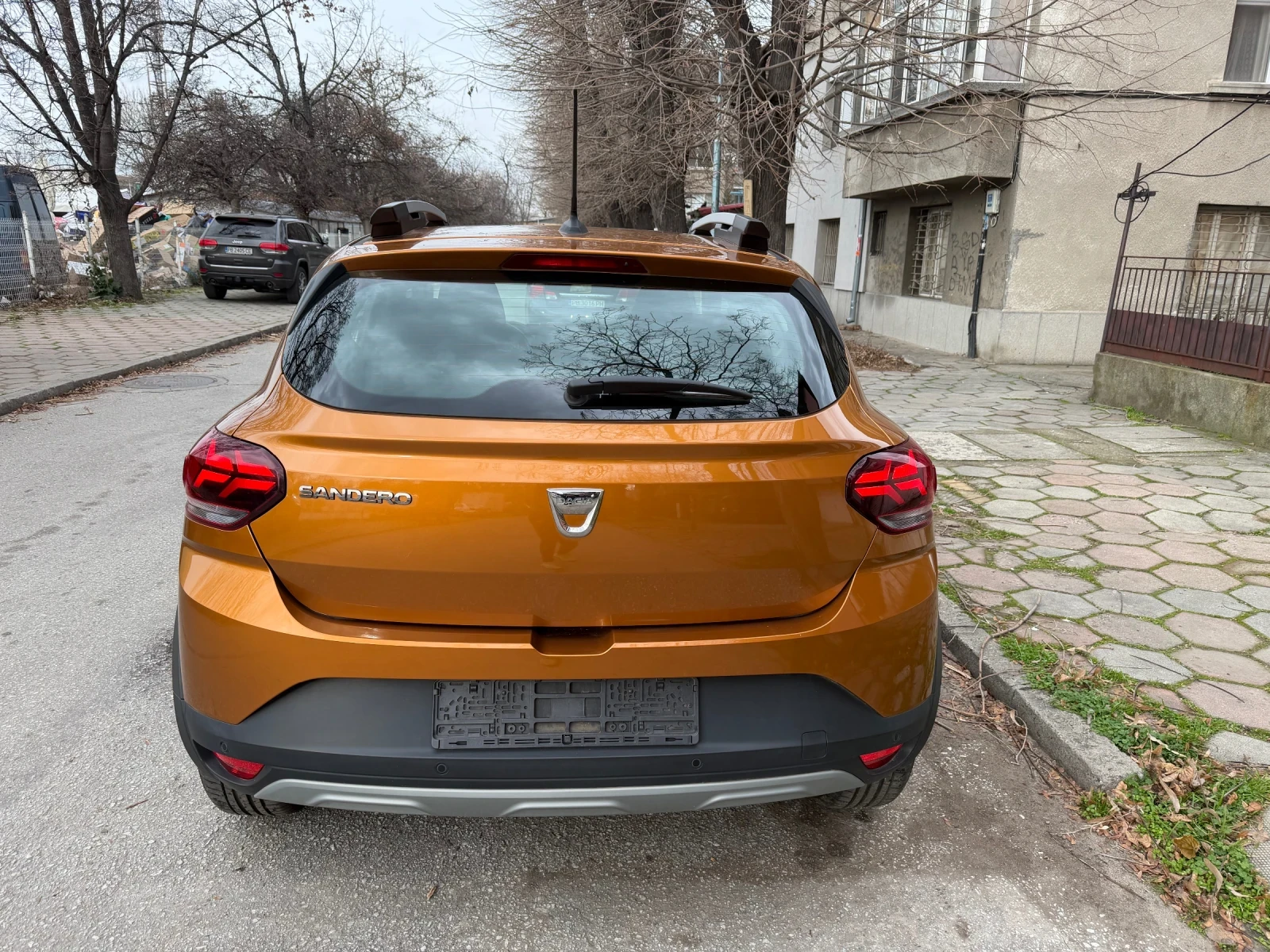 Dacia Sandero 1.0 Stepway LPG фабрична газ 6 скорости - изображение 7