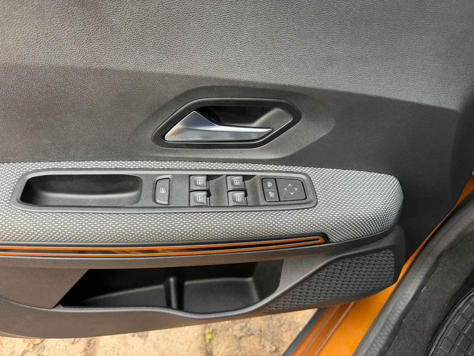 Dacia Sandero 1.0 Stepway LPG фабрична газ 6 скорости - изображение 7