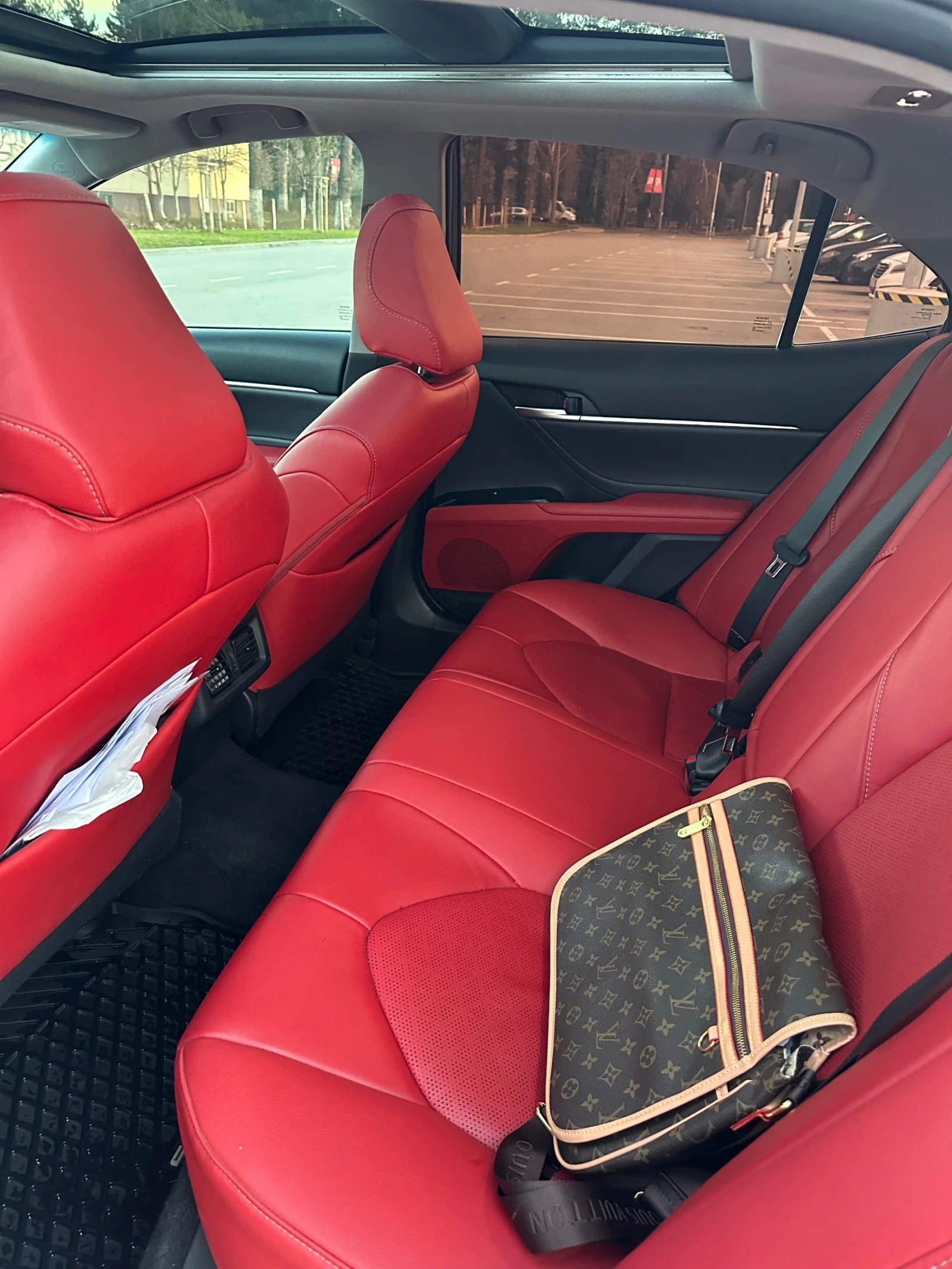 Toyota Camry 2.5 XSE | Mobile.bg � ����������� 8