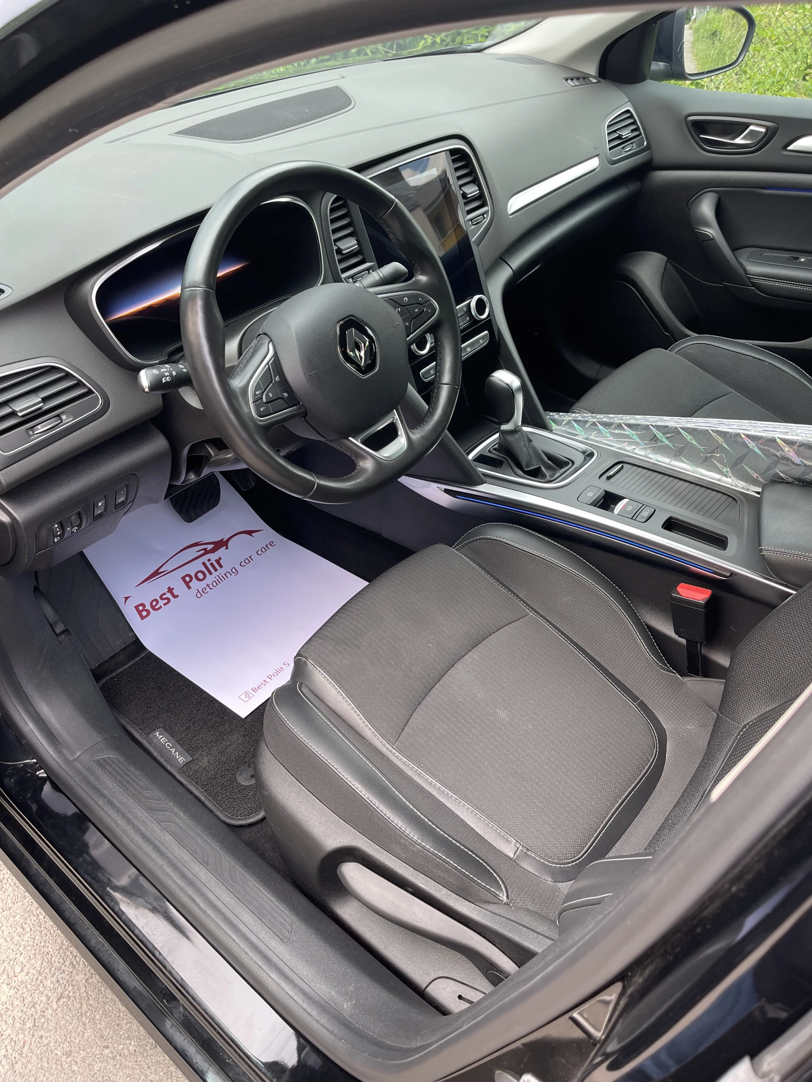 Renault Megane IV Sedan 2023 Techno Лизинг, снимка 11 - Автомобили и джипове - 54870450