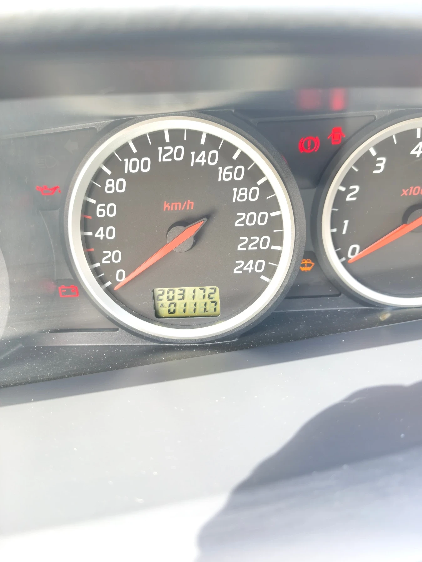 Nissan Primera, снимка 5 - Автомобили и джипове - 53935180