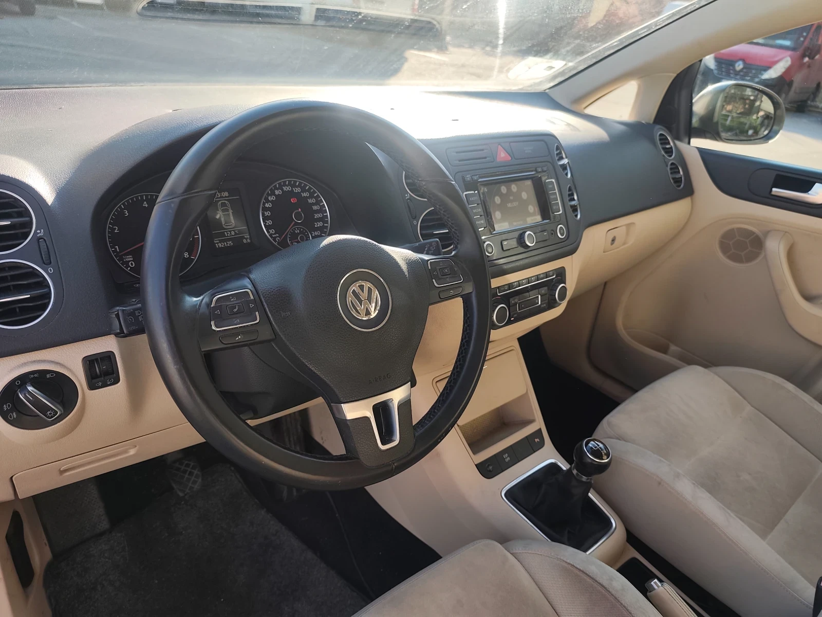 VW Golf Plus 1.4i NAVI, снимка 13 - Автомобили и джипове - 54126901