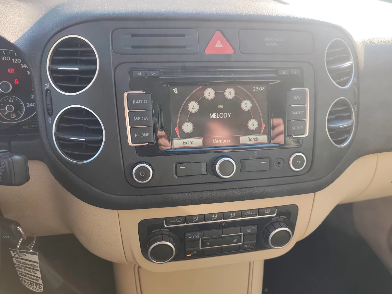 VW Golf Plus 1.4i NAVI, снимка 14 - Автомобили и джипове - 54126901