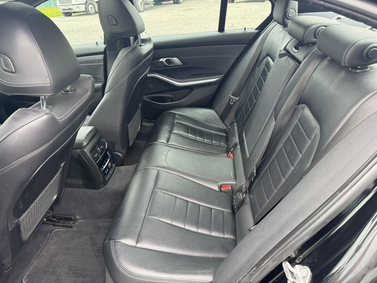 BMW 330 2.0L 4cyl AWD | Mobile.bg � ����������� 10