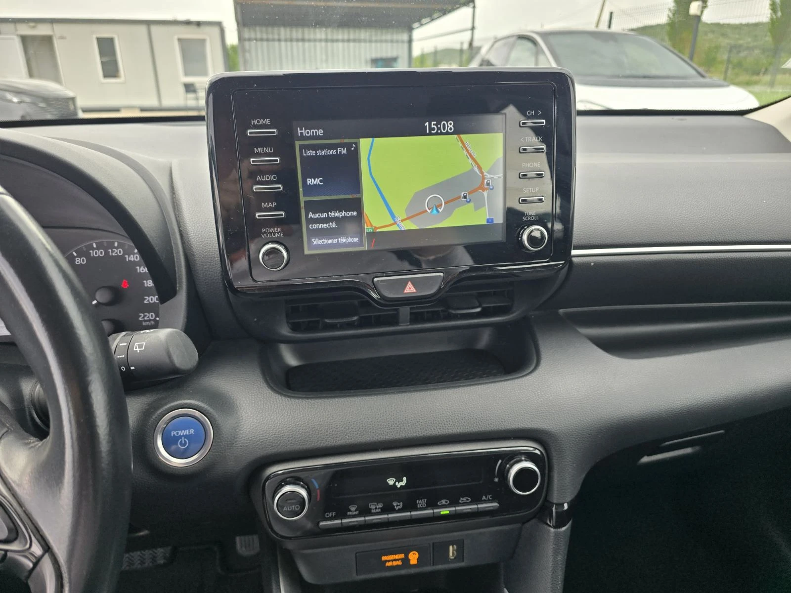Toyota Yaris 1.5 Hybrid ���������| ������| ��������� | Mobile.bg � ����������� 15