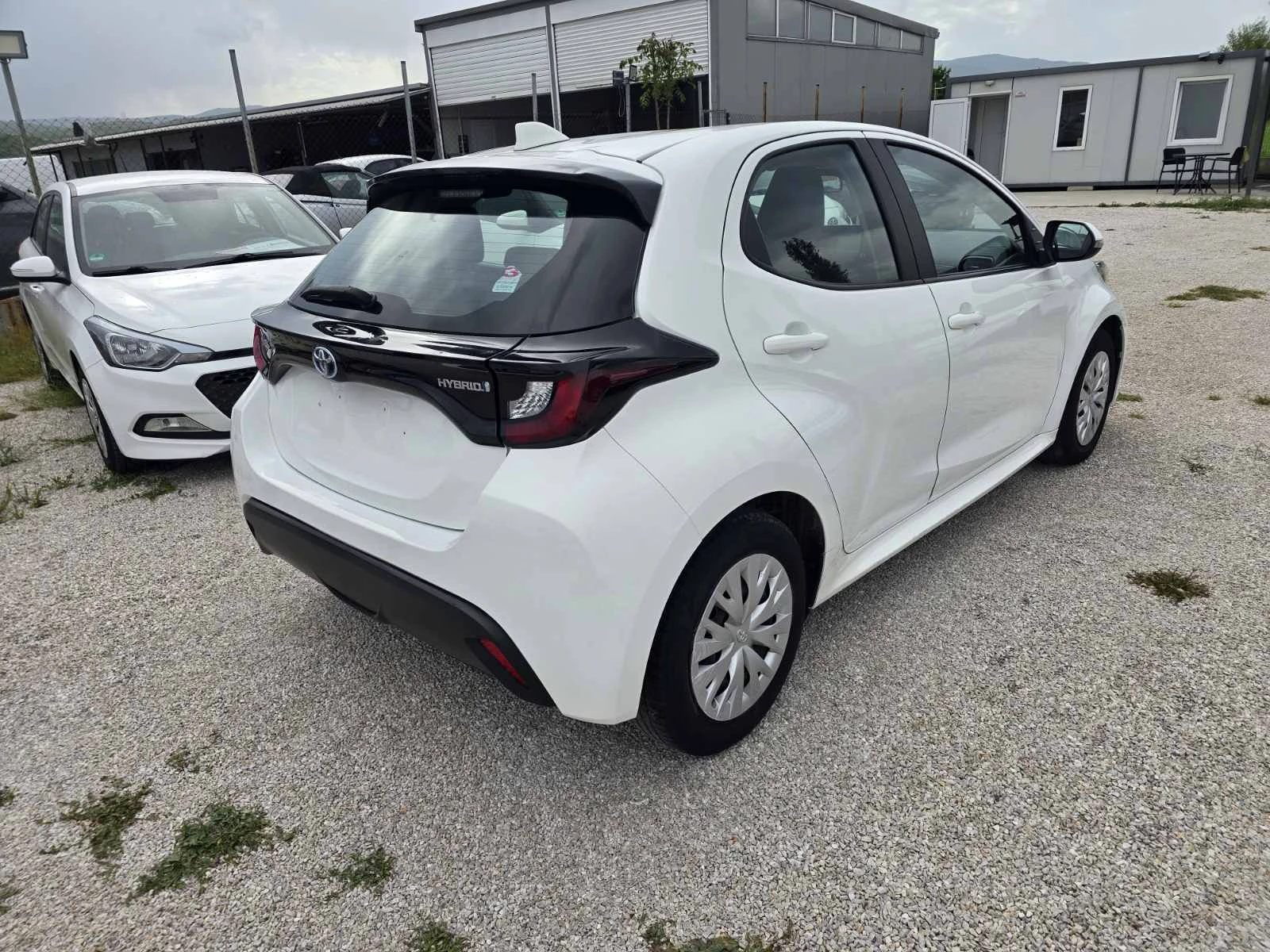 Toyota Yaris 1.5 Hybrid ���������| ������| ��������� | Mobile.bg � ����������� 5