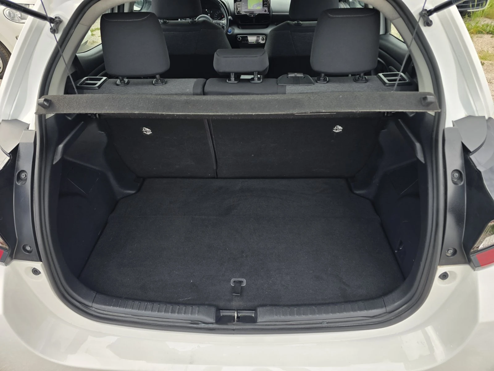Toyota Yaris 1.5 Hybrid ���������| ������| ��������� | Mobile.bg � ����������� 7