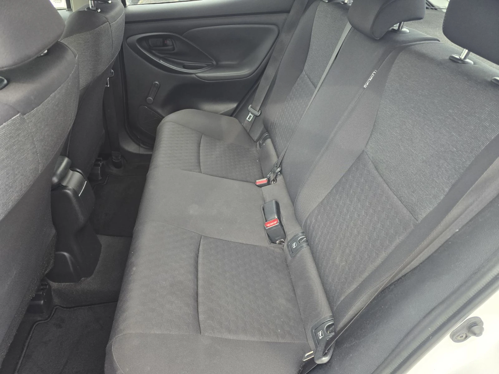 Toyota Yaris 1.5 Hybrid ���������| ������| ��������� | Mobile.bg � ����������� 17