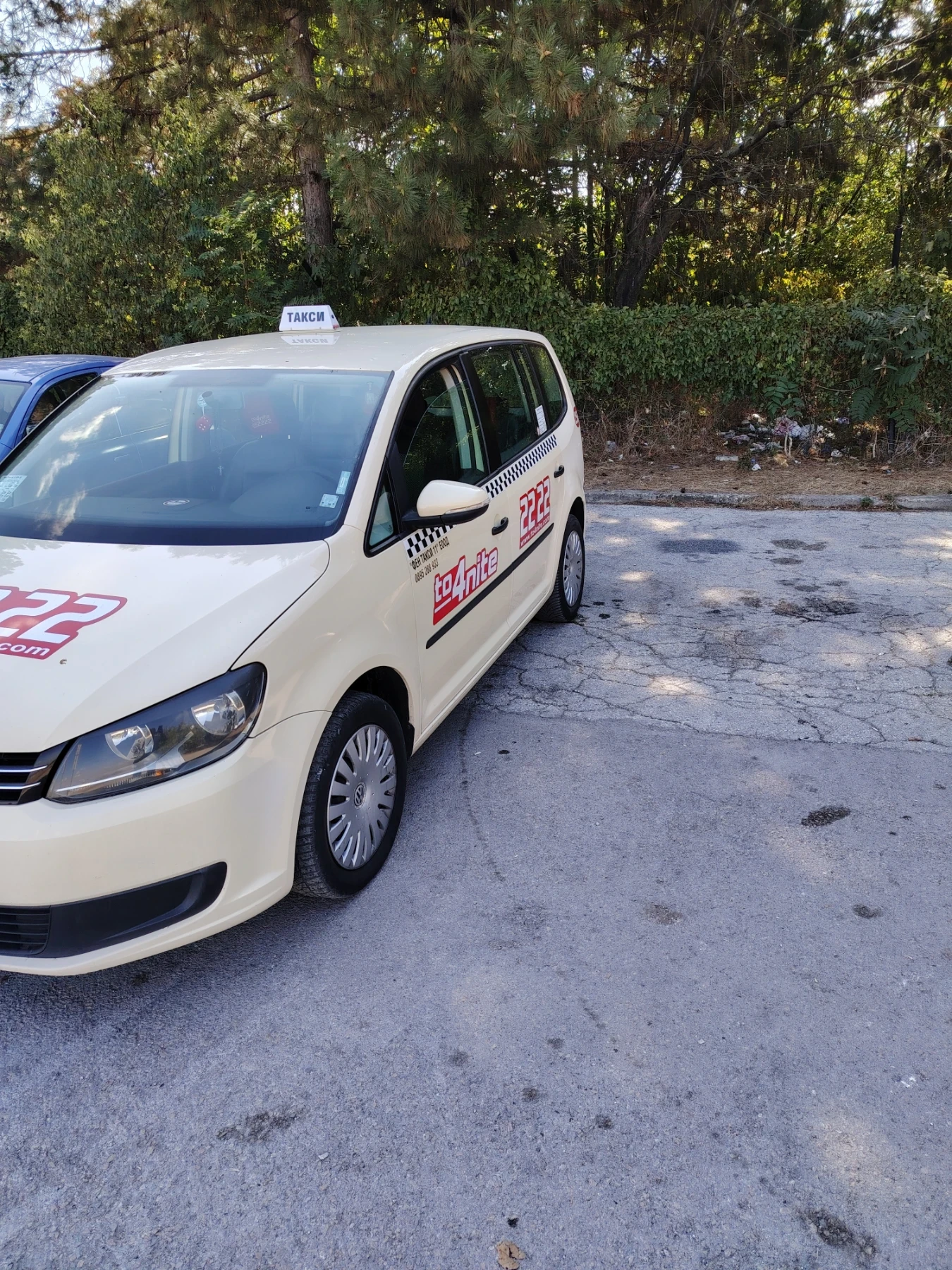 VW Touran, снимка 15 - Автомобили и джипове - 54553831