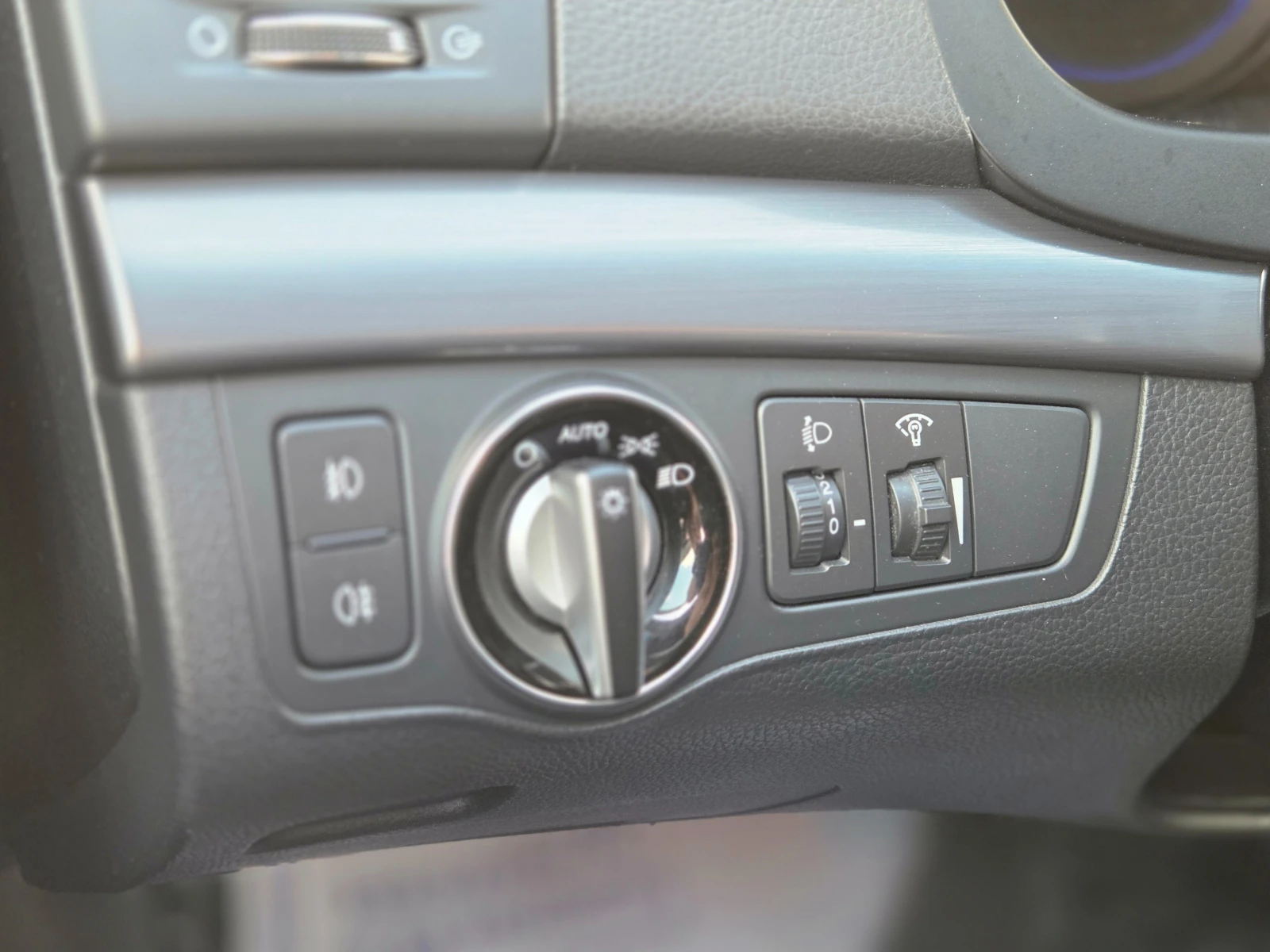 Hyundai I40 2.0 GDI Automat Swiss , снимка 9 - Автомобили и джипове - 54574322