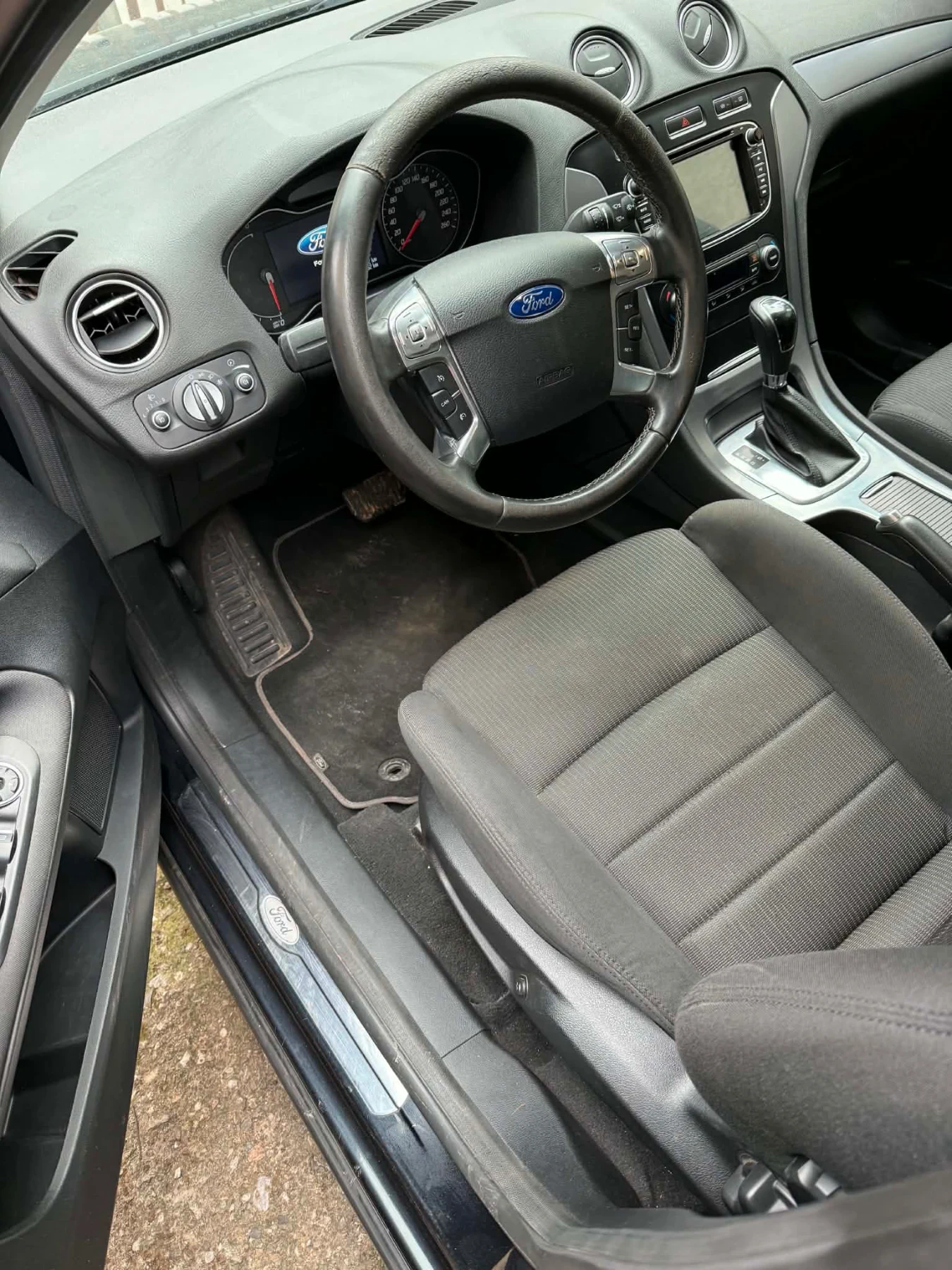 Ford Mondeo 2.0 CDTI/ FULL EXTRAS, снимка 8 - Автомобили и джипове - 54611267