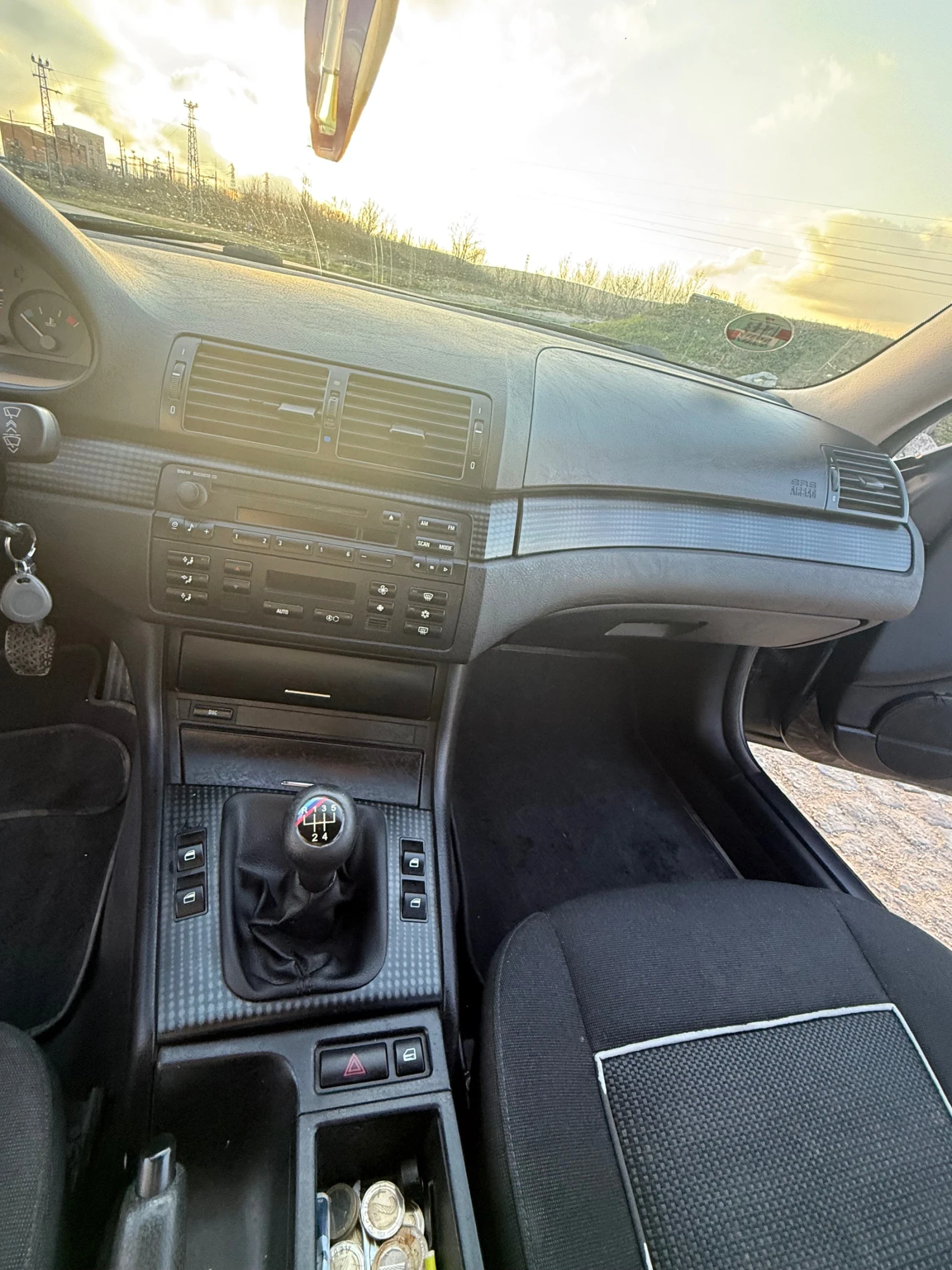 BMW 318, снимка 11 - Автомобили и джипове - 54762263