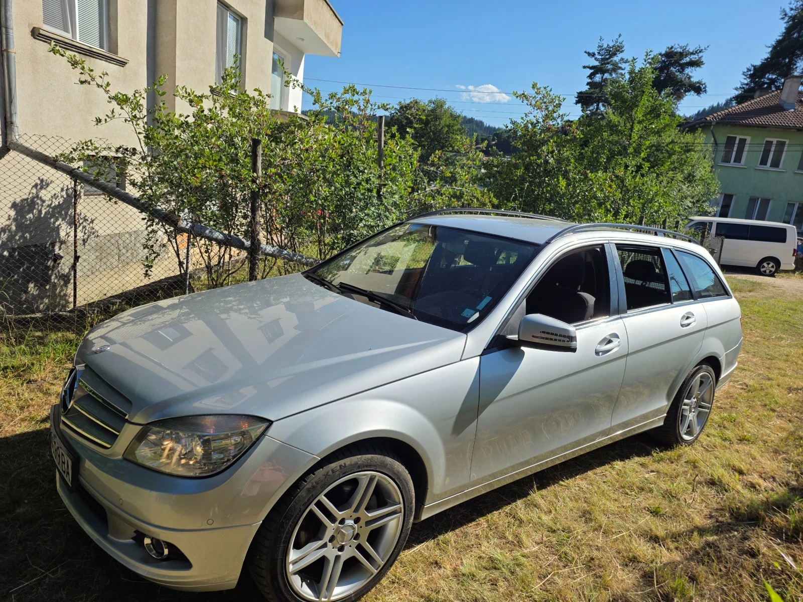 Mercedes-Benz 200, снимка 9 - Автомобили и джипове - 55511510