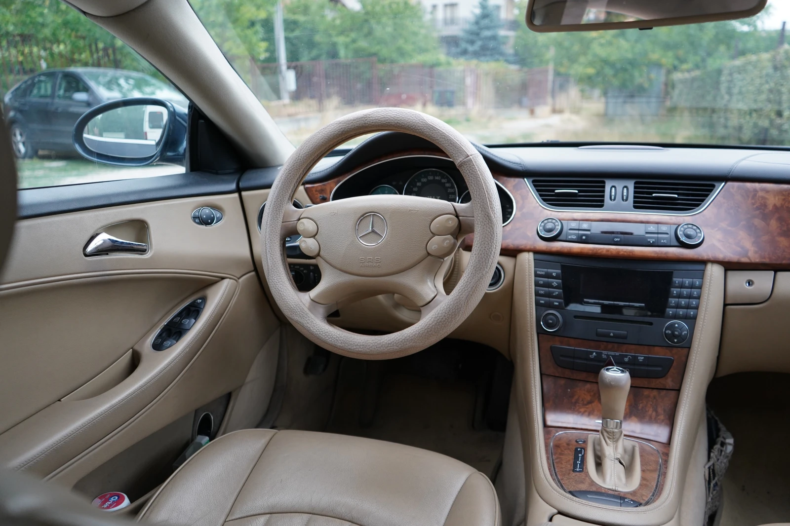 Mercedes-Benz CLS CDI V6 / Кожа / Памет / Подгрев, снимка 9 - Автомобили и джипове - 55930981
