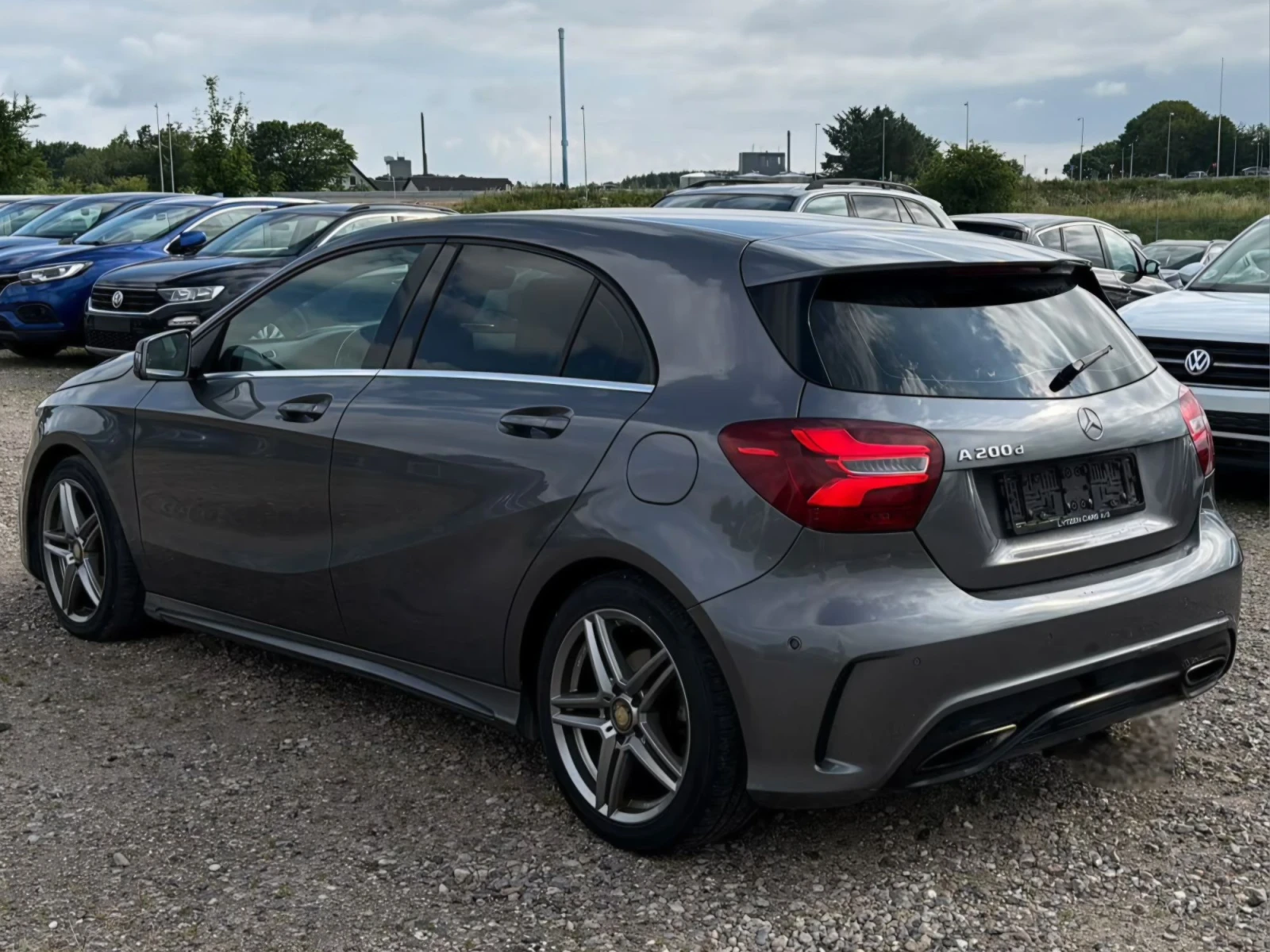 Mercedes-Benz A 200 d | 7G-DTC | AMG | LED | Camera, снимка 4 - Автомобили и джипове - 56149764