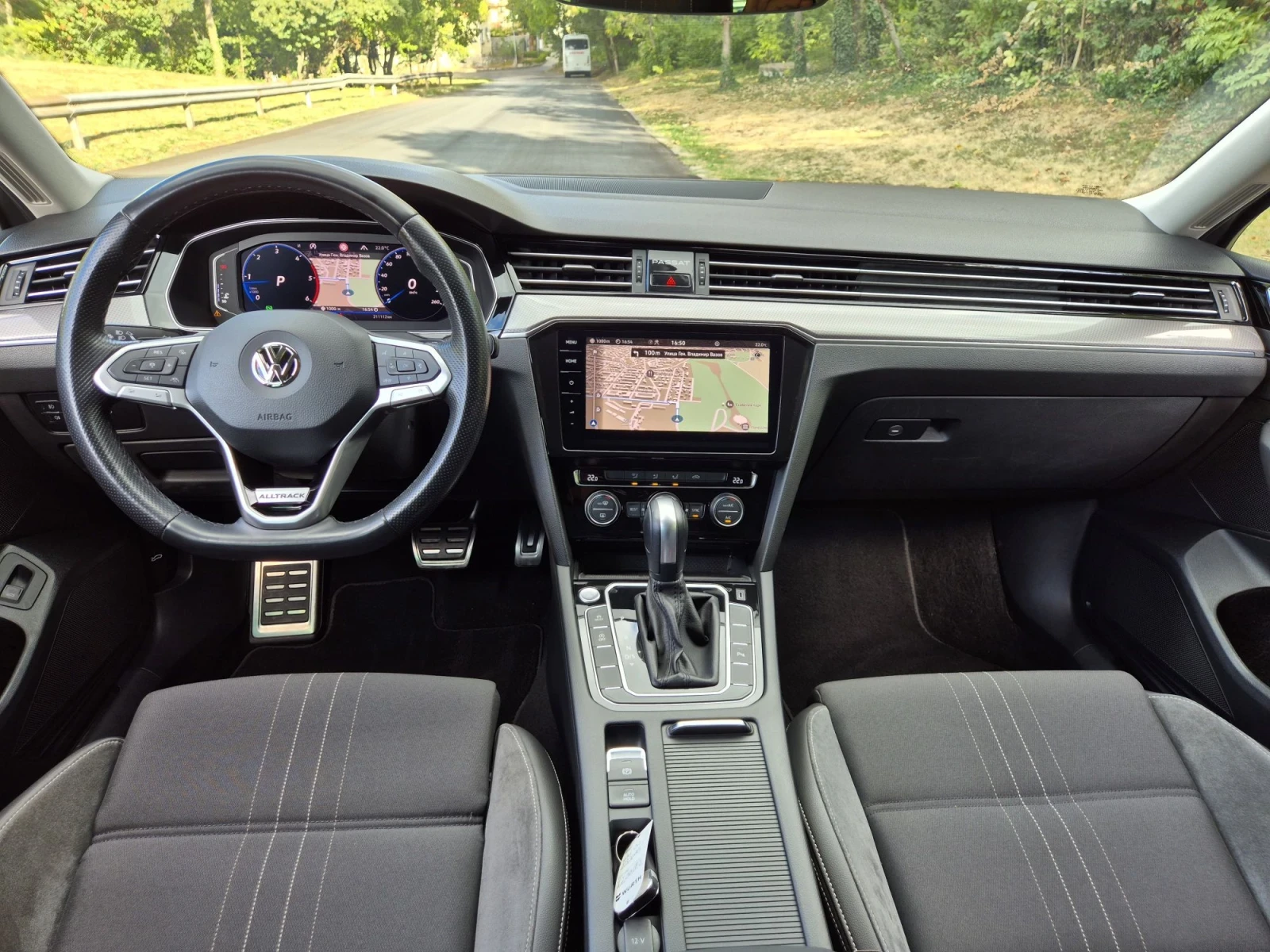 VW Alltrack 2.0TDI 4Motion Face 190кс Digital Distr LED, снимка 9 - Автомобили и джипове - 56205785