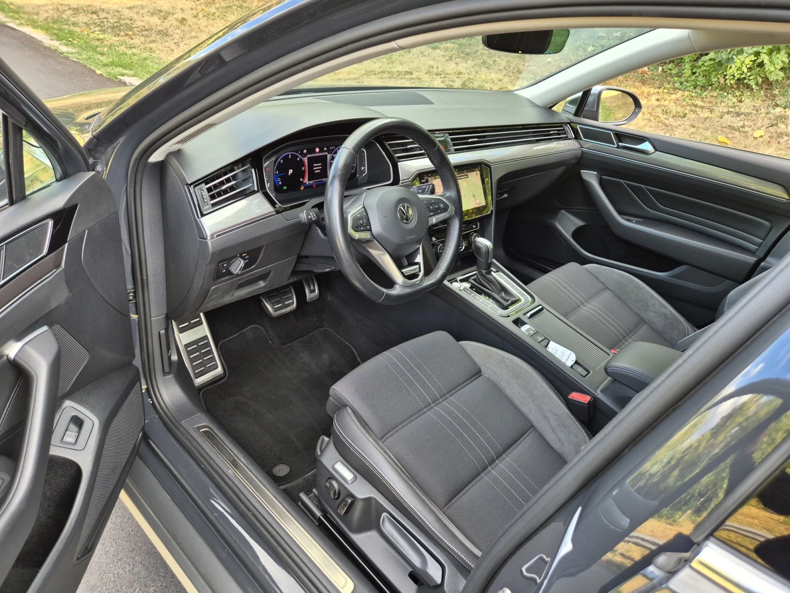 VW Alltrack 2.0TDI 4Motion Face 190кс Digital Distr LED, снимка 12 - Автомобили и джипове - 56205785