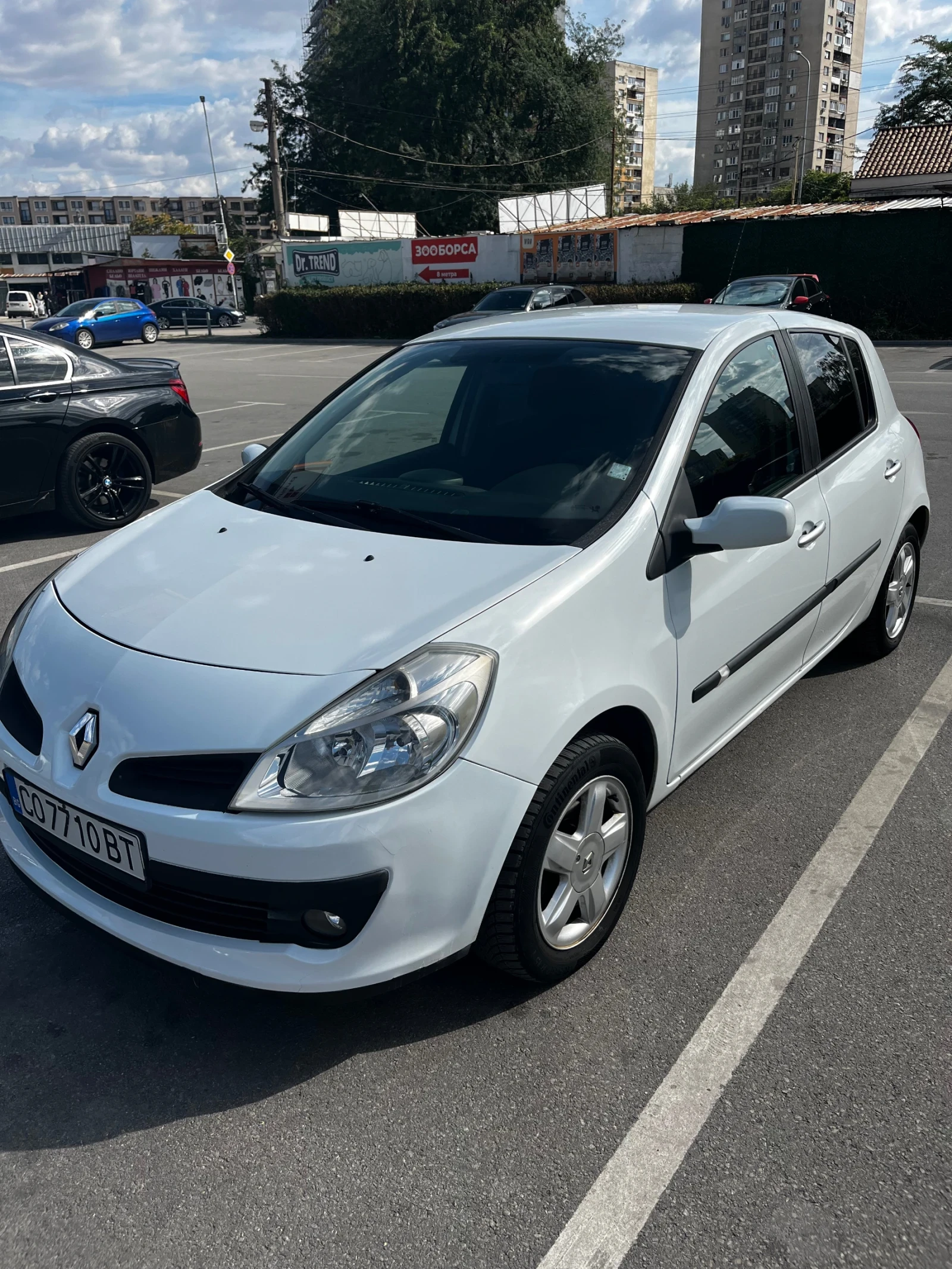 Renault Clio, снимка 2 - Автомобили и джипове - 56297880