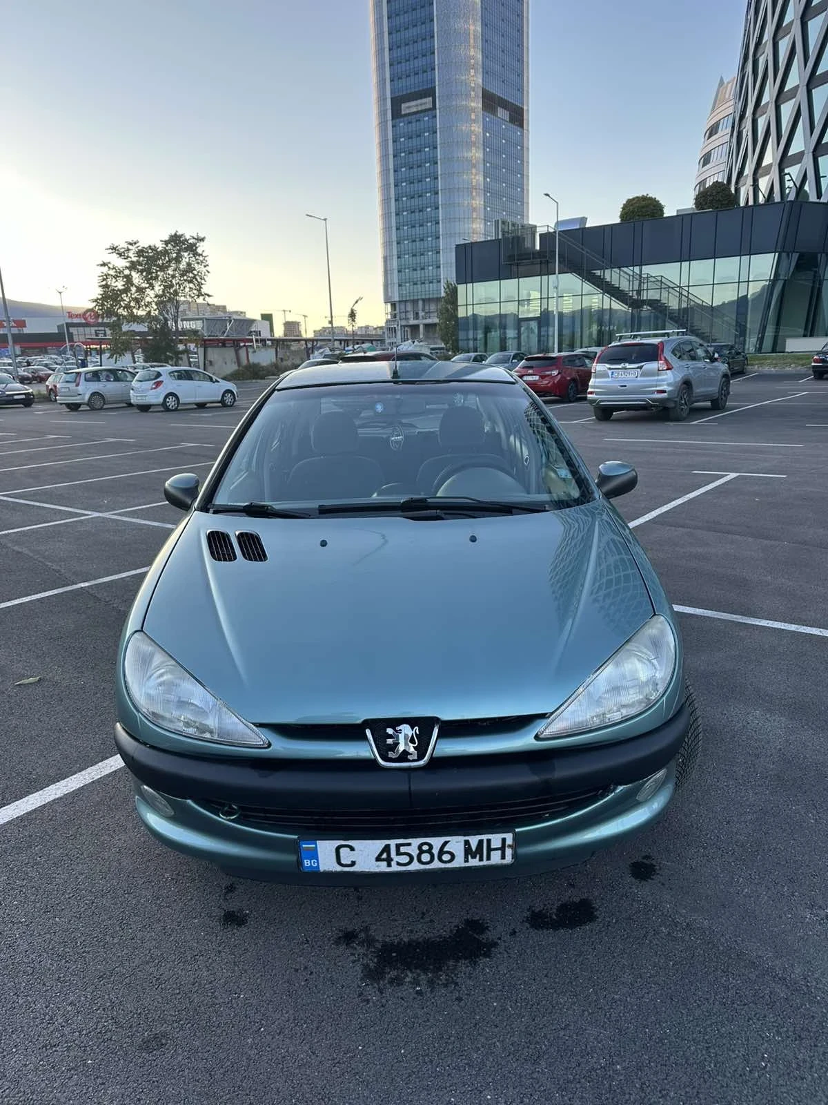 Peugeot 206, снимка 2 - Автомобили и джипове - 56569440