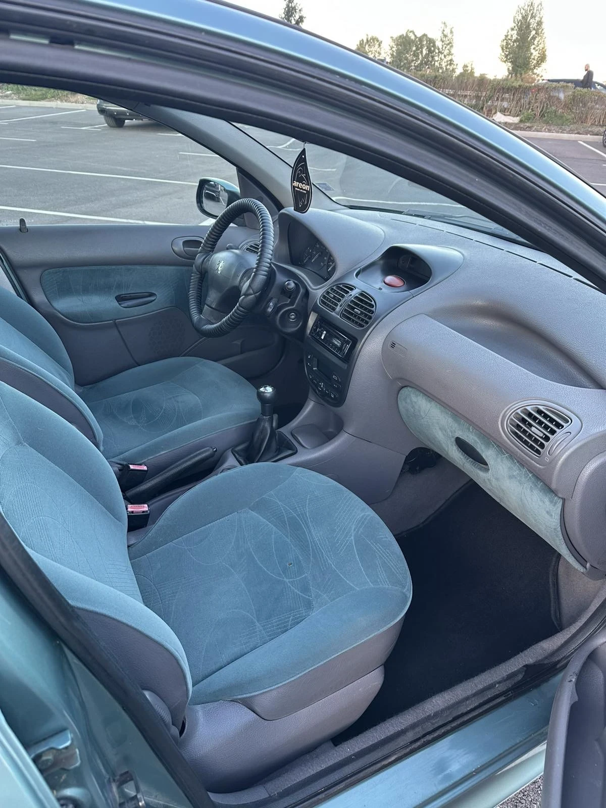 Peugeot 206, снимка 8 - Автомобили и джипове - 56569440