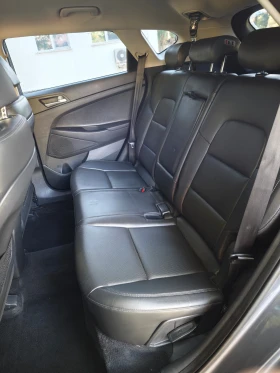 Hyundai Tucson 2.0 4x4, снимка 17