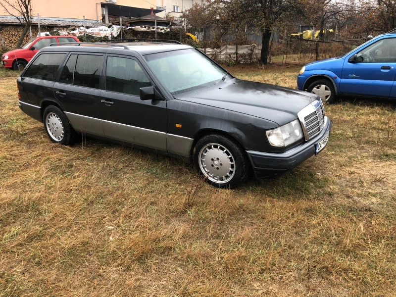 Mercedes-Benz 124 1.8, снимка 3 - Автомобили и джипове - 42192708