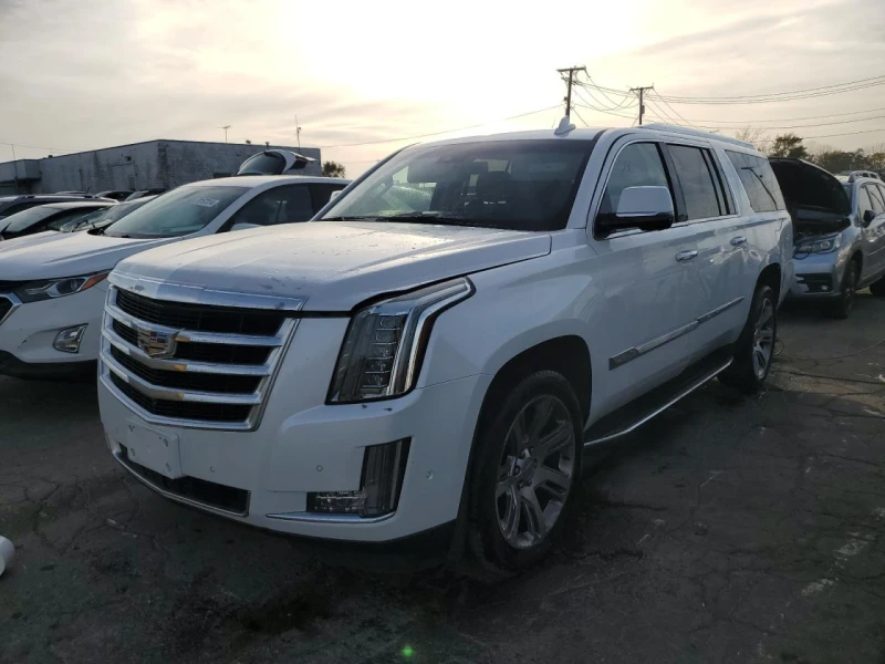 Cadillac Escalade * Bose* подгрев* обдухване* , снимка 1 - Автомобили и джипове - 49480503