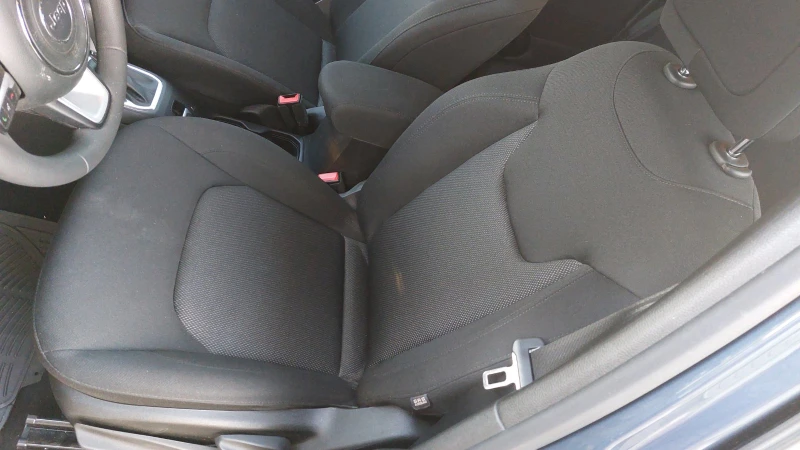 Jeep Renegade 2.4, снимка 11 - Автомобили и джипове - 50287855