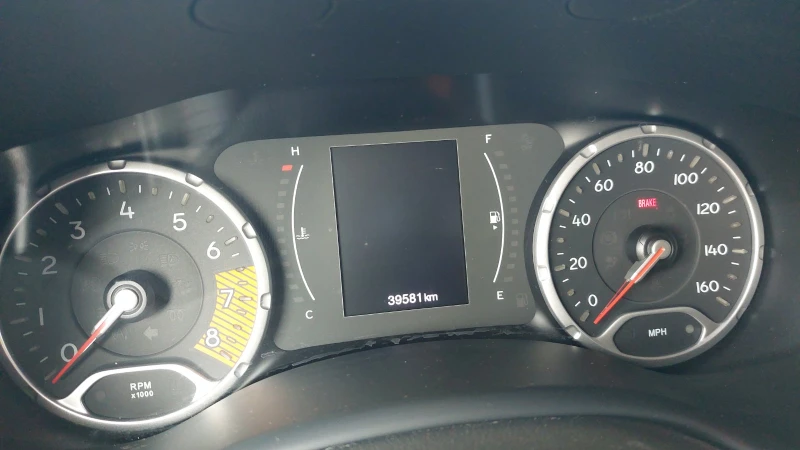 Jeep Renegade 2.4, снимка 8 - Автомобили и джипове - 50287855