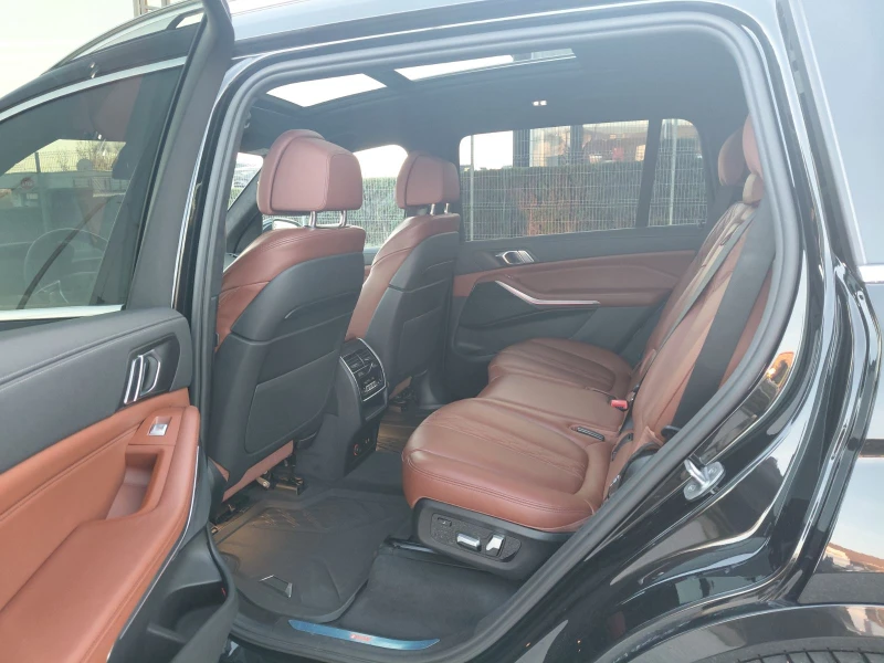 BMW X7 xDrive 40d, снимка 11 - Автомобили и джипове - 52869441