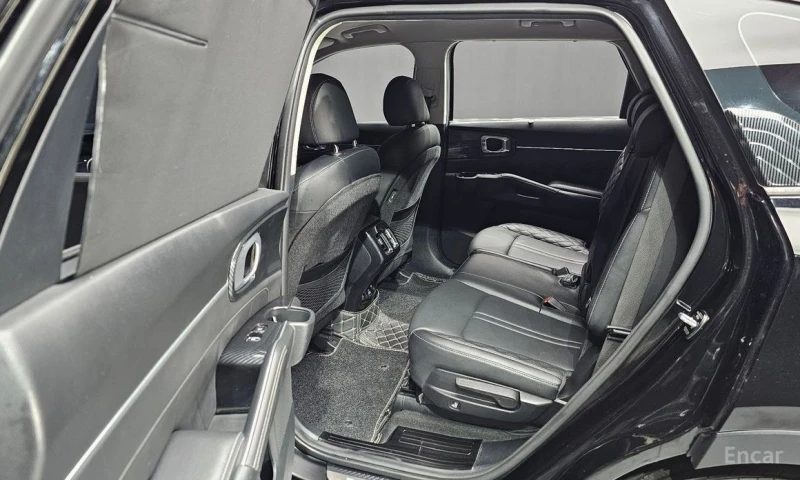 Kia Sorento, снимка 12 - Автомобили и джипове - 52934854