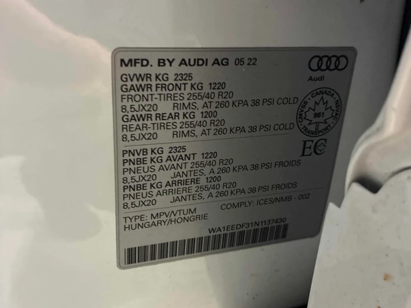 Audi Q3 Progressiv  CARFAX, снимка 10 - Автомобили и джипове - 53307222