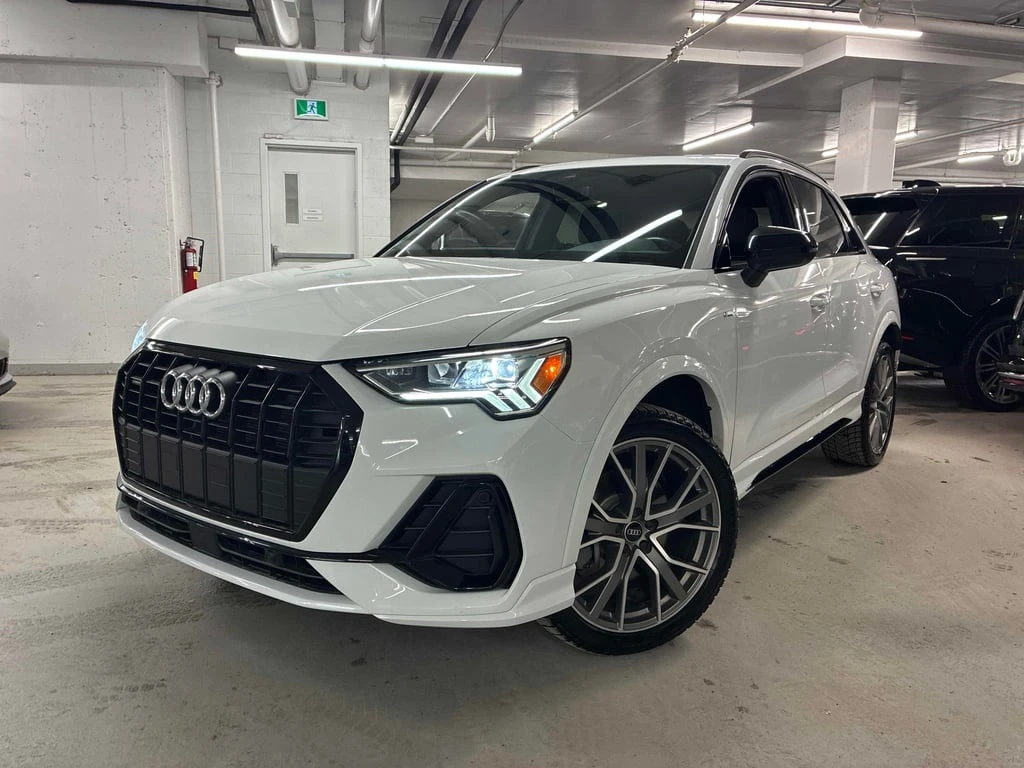 Audi Q3 Progressiv  CARFAX, снимка 1