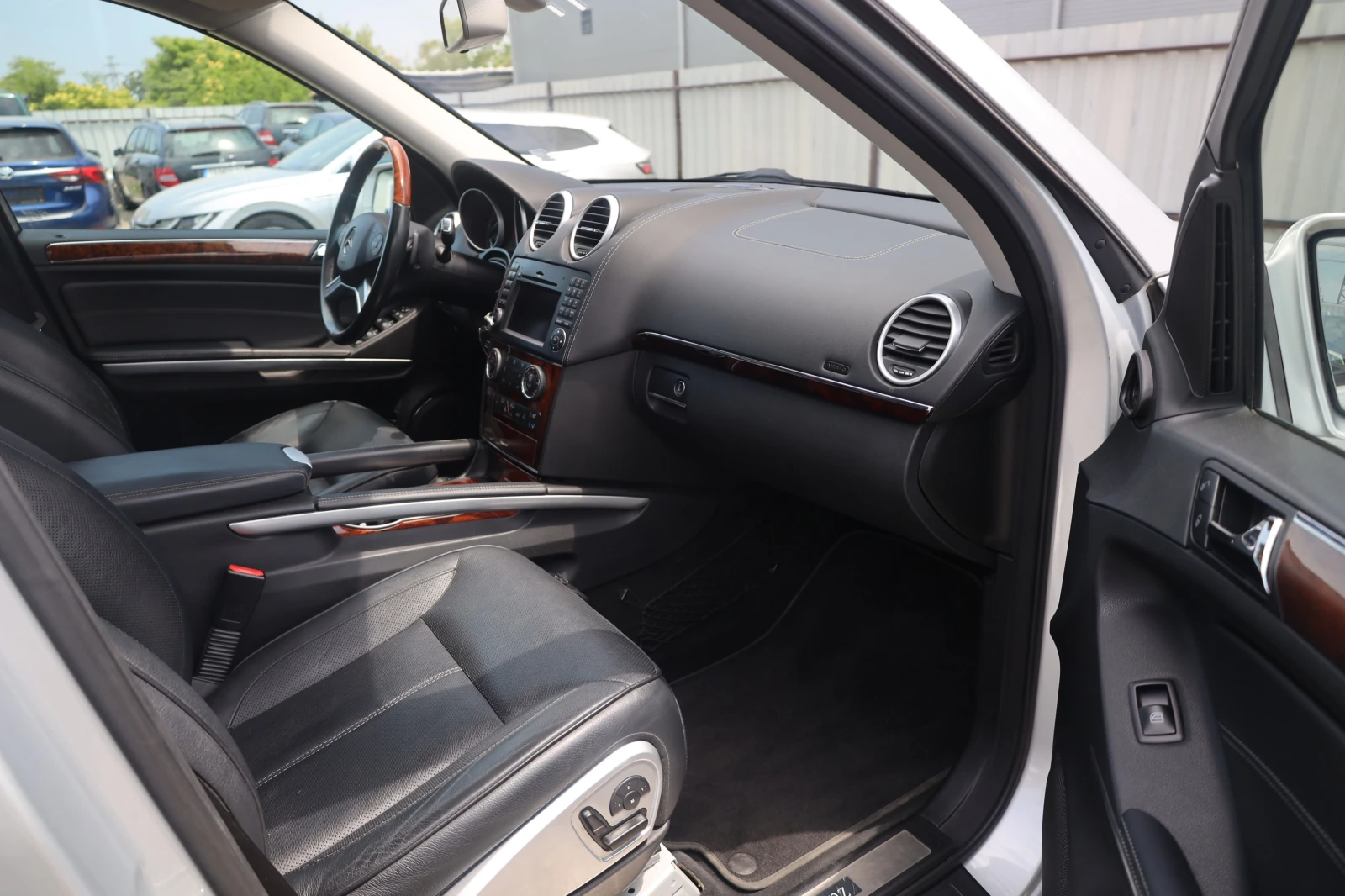 Mercedes-Benz GL 500 550 4Matic V8 AIRMATIC Kamera ОБДУХВ KeyGO #iCarbg - изображение 7