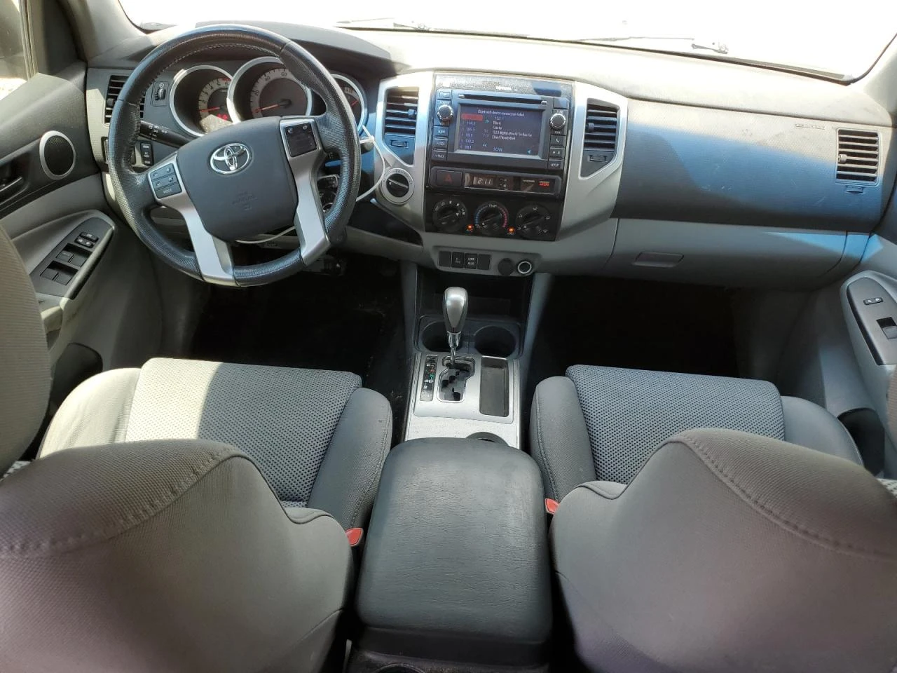 Toyota Tacoma  DOUBLE CAB AWD - изображение 8
