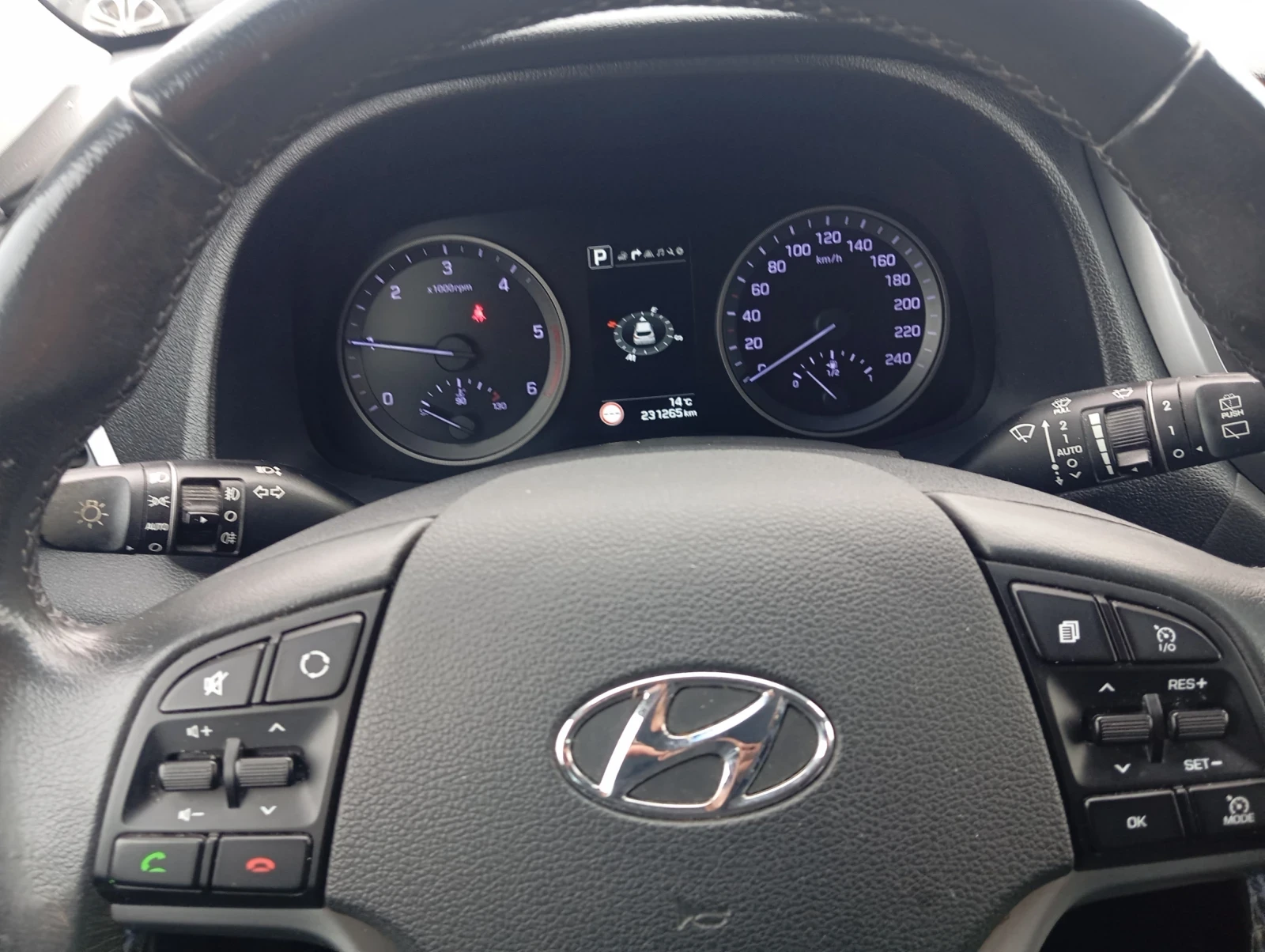 Hyundai Tucson 2.0  4/4 | Mobile.bg   14