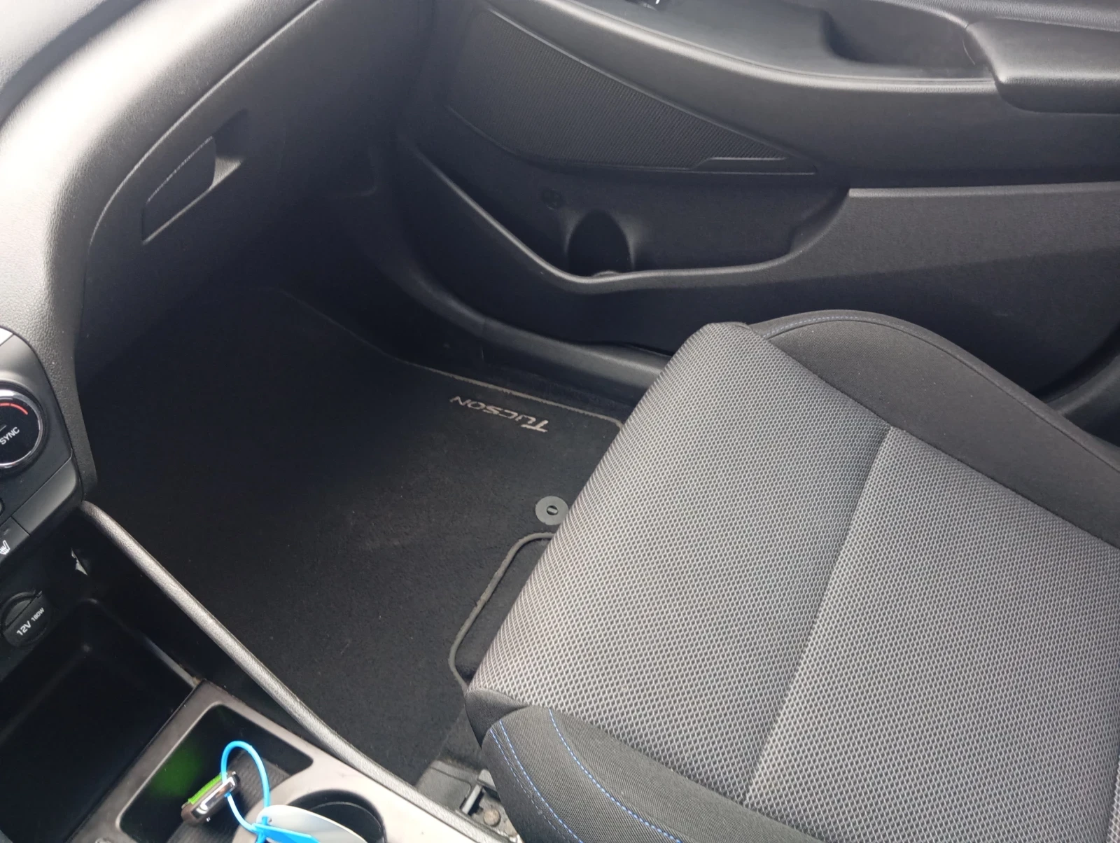 Hyundai Tucson 2.0  4/4 | Mobile.bg   12