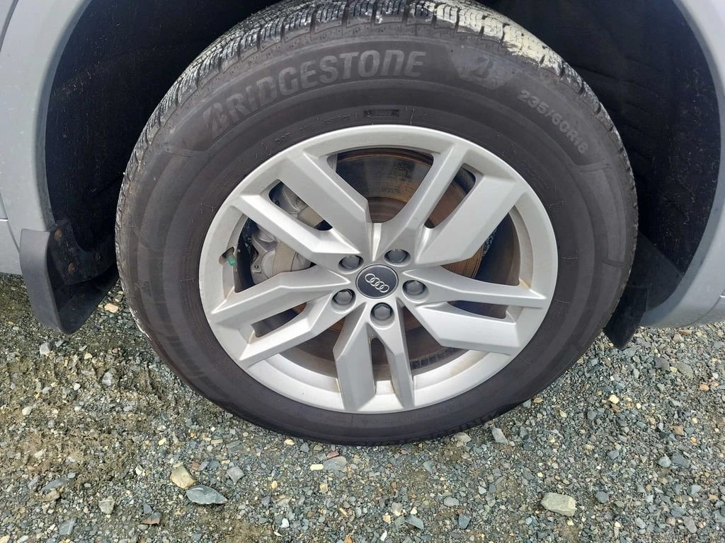 Audi Q5 * Komfort * CARFAX * БЕЗ ПЪРВОНАЧАЛНА ВНОСКА - изображение 7