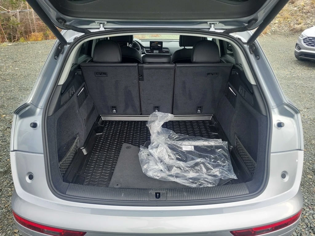 Audi Q5 * Komfort * CARFAX * БЕЗ ПЪРВОНАЧАЛНА ВНОСКА - изображение 10