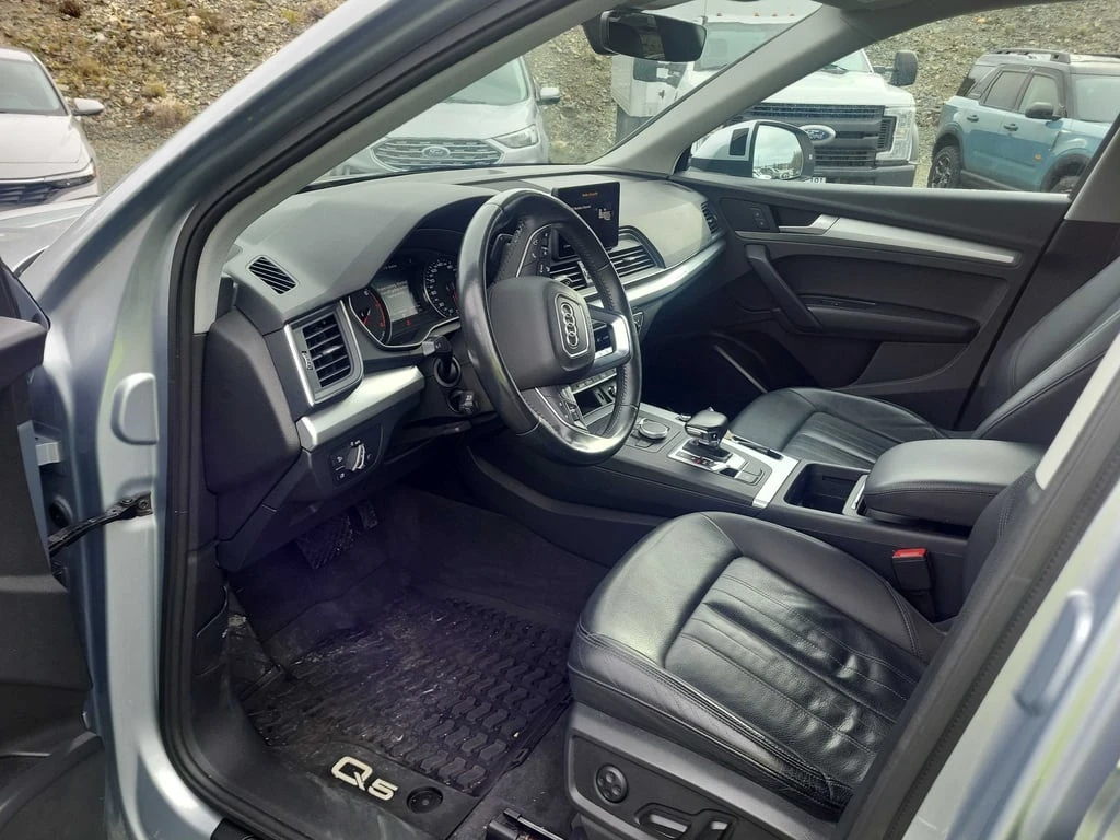 Audi Q5 * Komfort * CARFAX * БЕЗ ПЪРВОНАЧАЛНА ВНОСКА - изображение 5