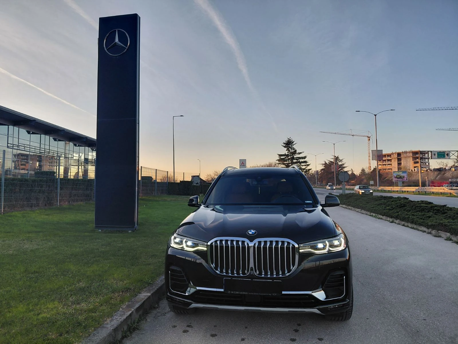 BMW X7 xDrive 40d - изображение 2