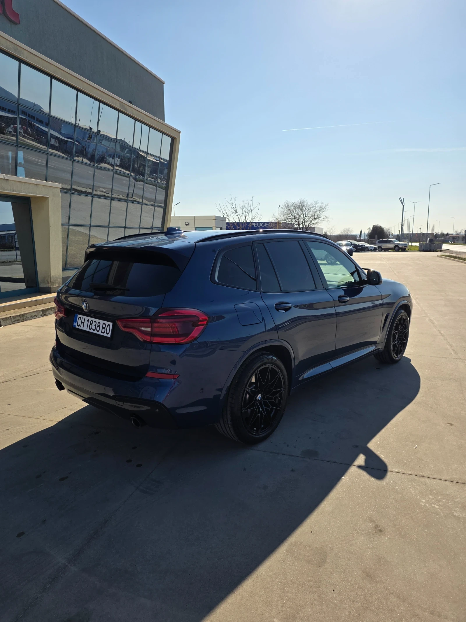BMW X3  3.0i 2021 | Harman Kardon | Панорама | Head, снимка 5 - Автомобили и джипове - 53760216