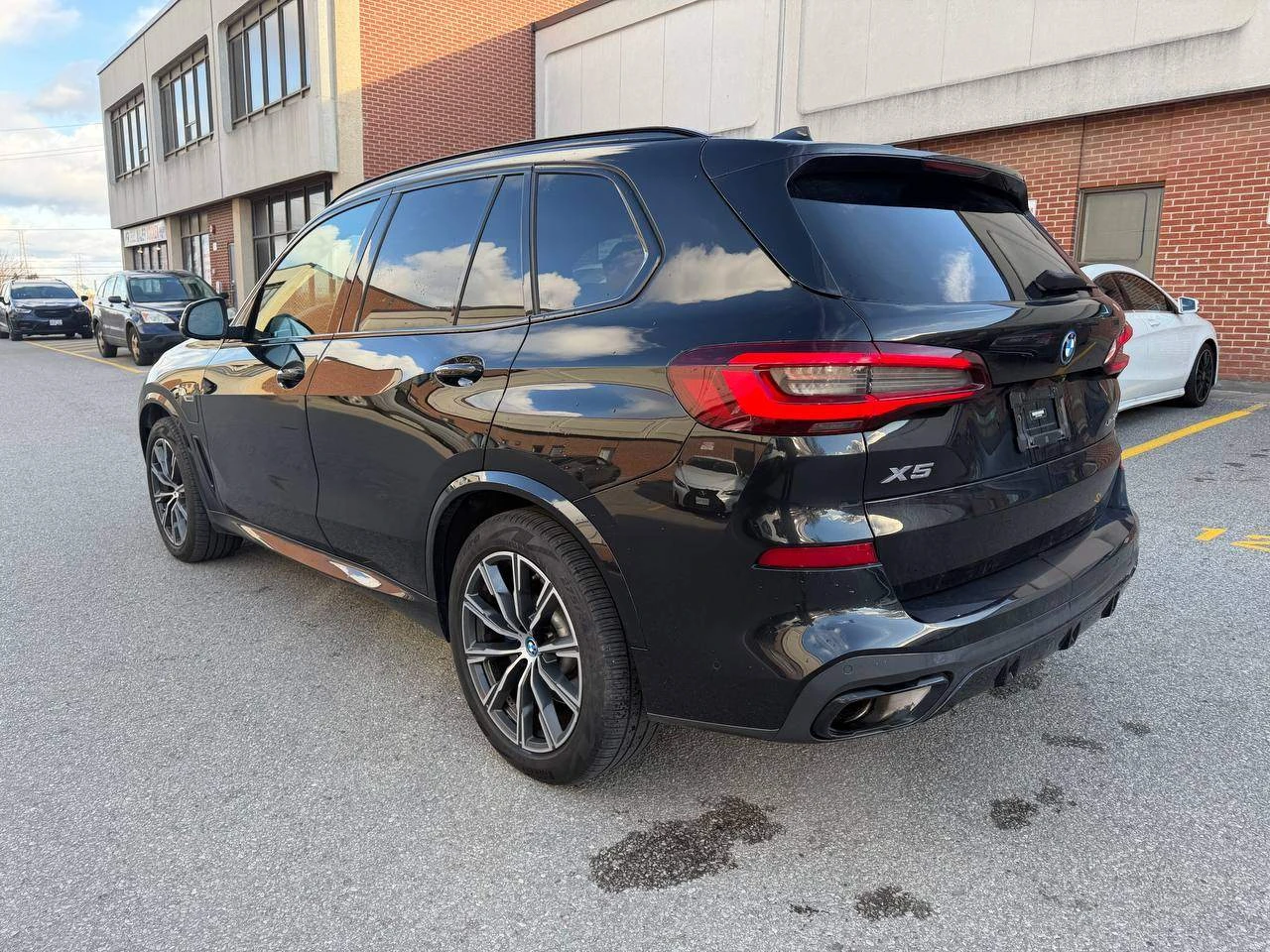 BMW X5 xDrive45e * * CARFAX * * АВТО КРЕДИТ * * , снимка 4 - Автомобили и джипове - 53919544