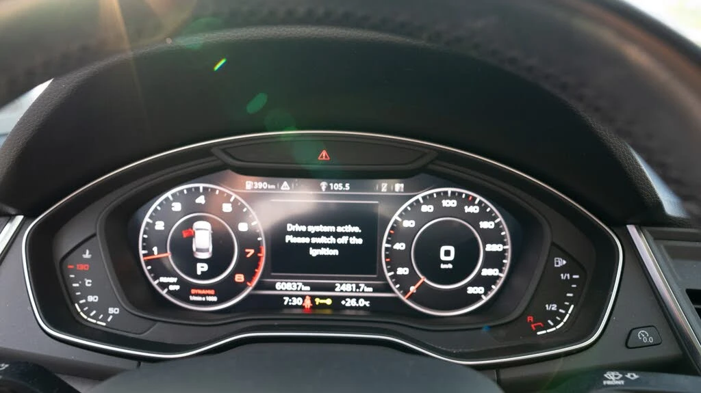 Audi Q5 2.0 TFSI quattro Technik АвтоКредит  (ЦЕНА ДО БГ), снимка 5 - Автомобили и джипове - 54197185