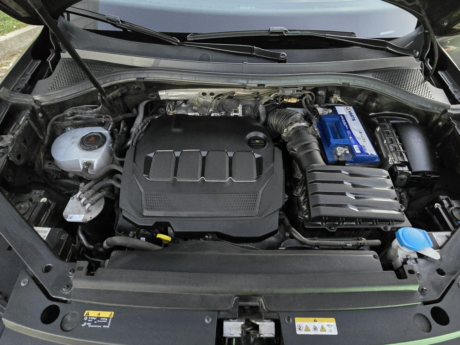 VW Tiguan, снимка 8 - Автомобили и джипове - 54370885