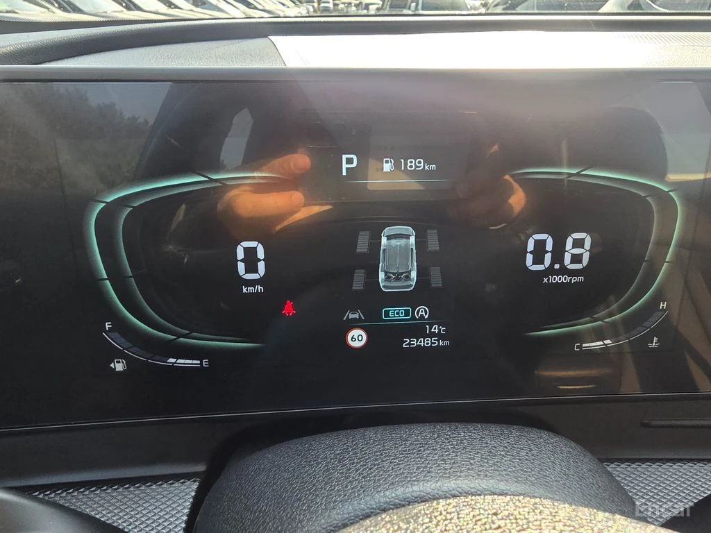 Kia Sportage 2.0D Trendy 4x4* HARMAN KARDON* ПОДГРЕВ* КАМЕРА* , снимка 10 - Автомобили и джипове - 55081279