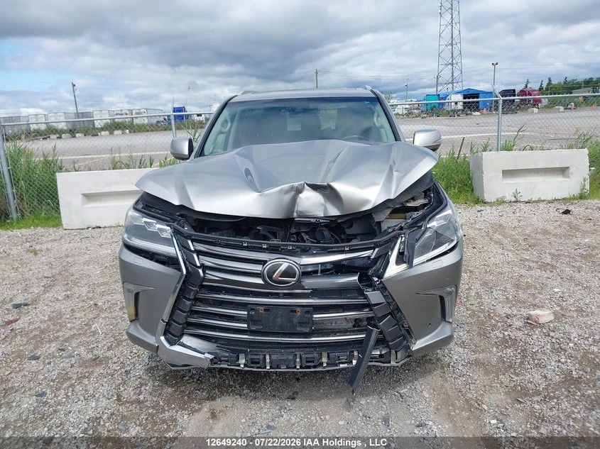 Lexus LX 570 Автокредит Цена до България, снимка 2 - Автомобили и джипове - 55589729