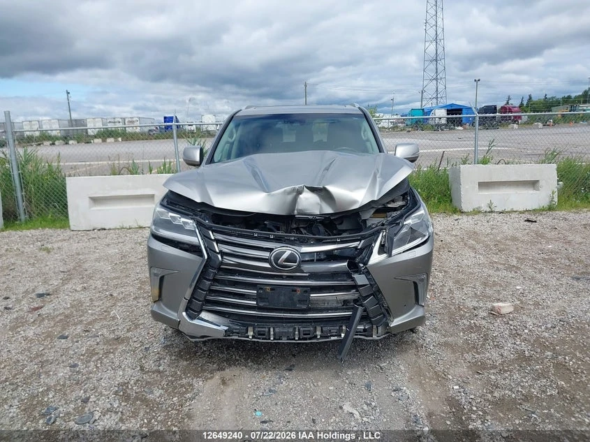 Lexus LX 570 Автокредит Цена до България, снимка 8 - Автомобили и джипове - 55589729
