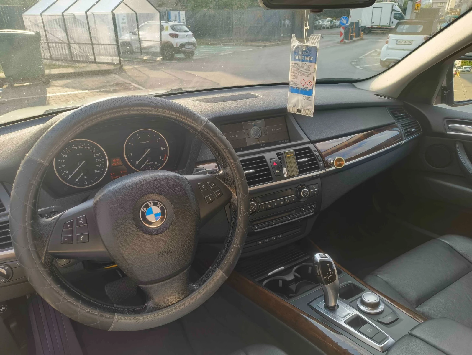 BMW X5 4.8i V8 + LPG, снимка 8 - Автомобили и джипове - 55826140